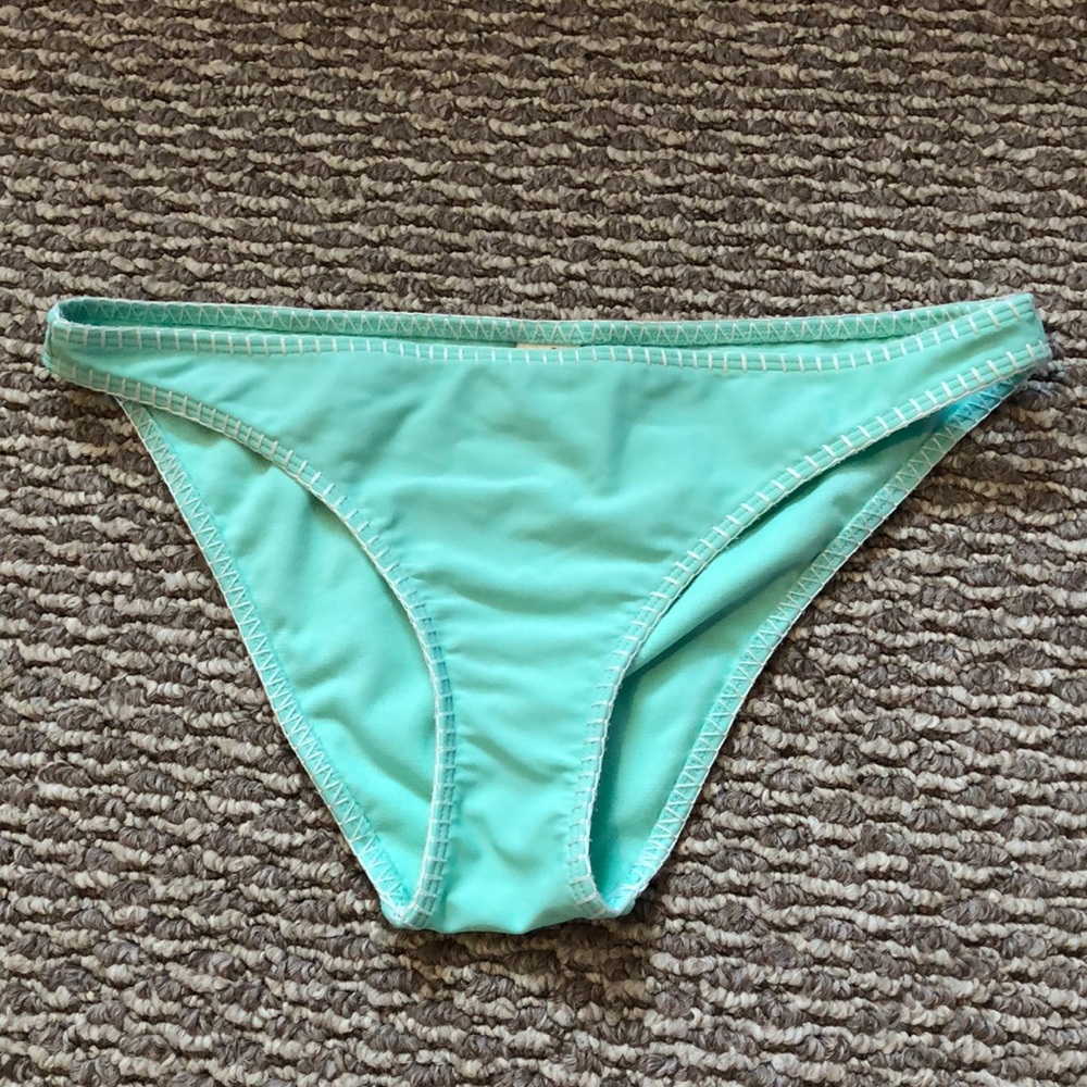 Small bikini bottom